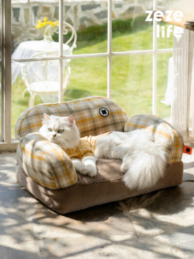 British Plaid Cat Sofa