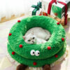 Christmas Wreath Shaped Cat Bed