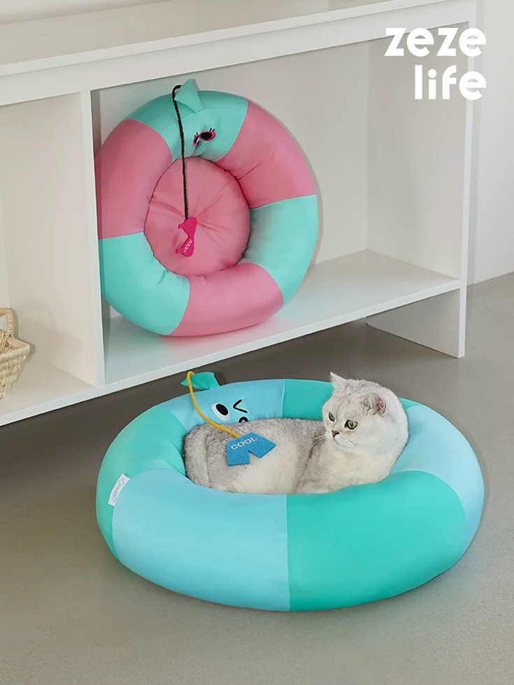 Swim Ring Cat Bed (8)